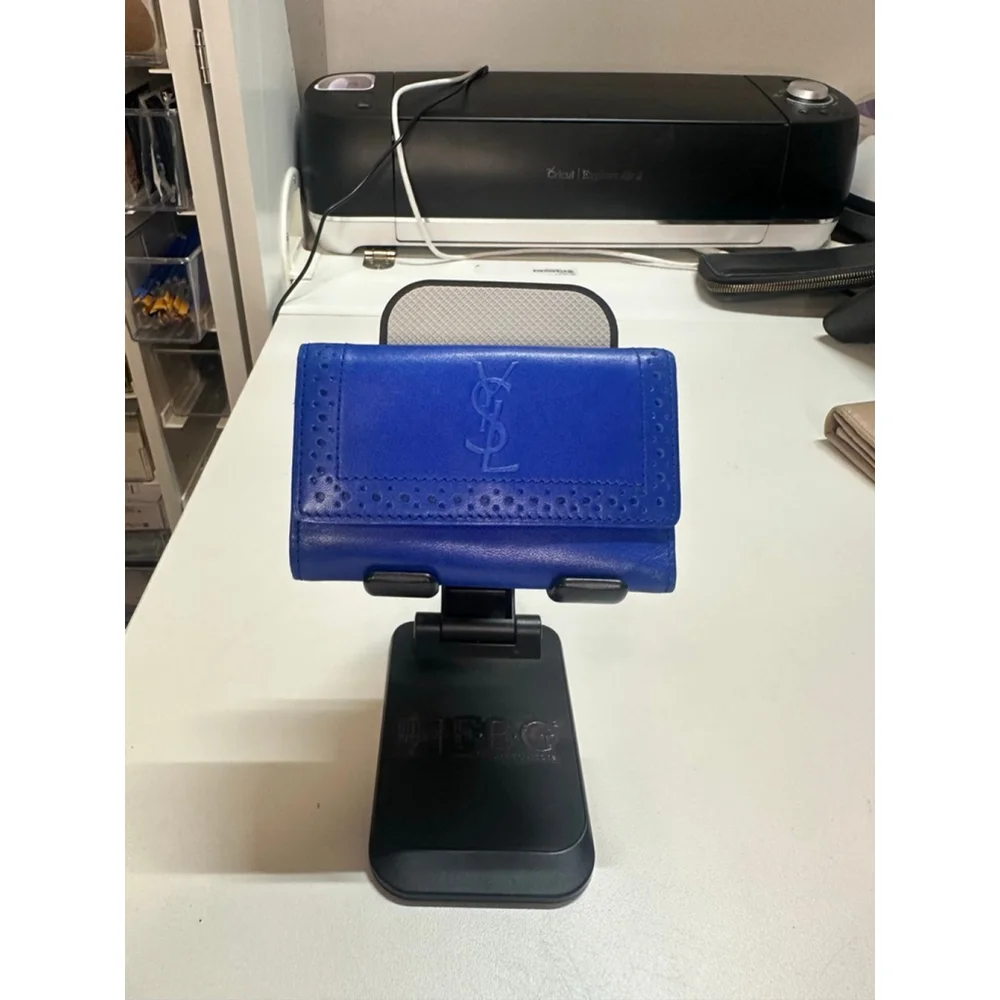 Women's Yves Saint Laurent Blue Leather Key Holder - Picture 2 of 10